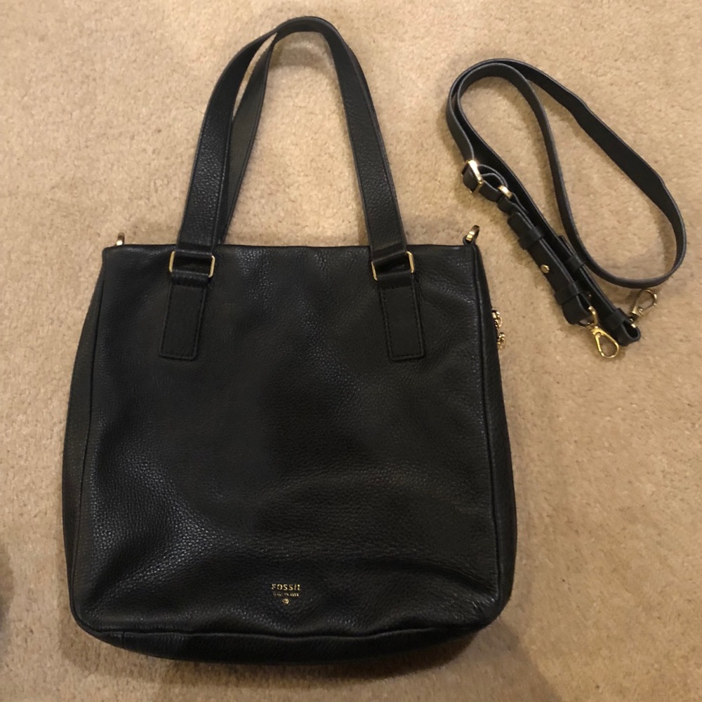 Fossil Black Pebbled Leather Zippered Purse